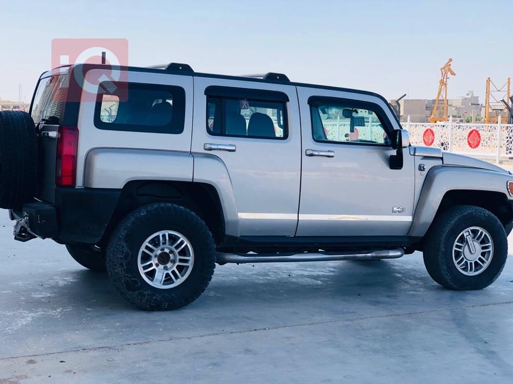 Hummer H3